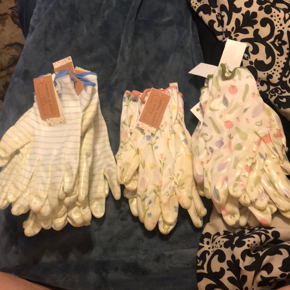 Garden gloves